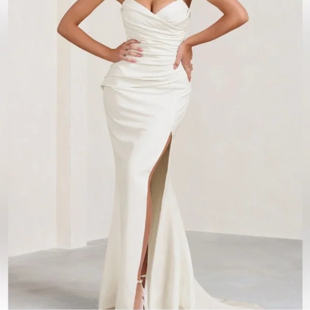 Club L London Ivory Elene Dress size 6 NWT